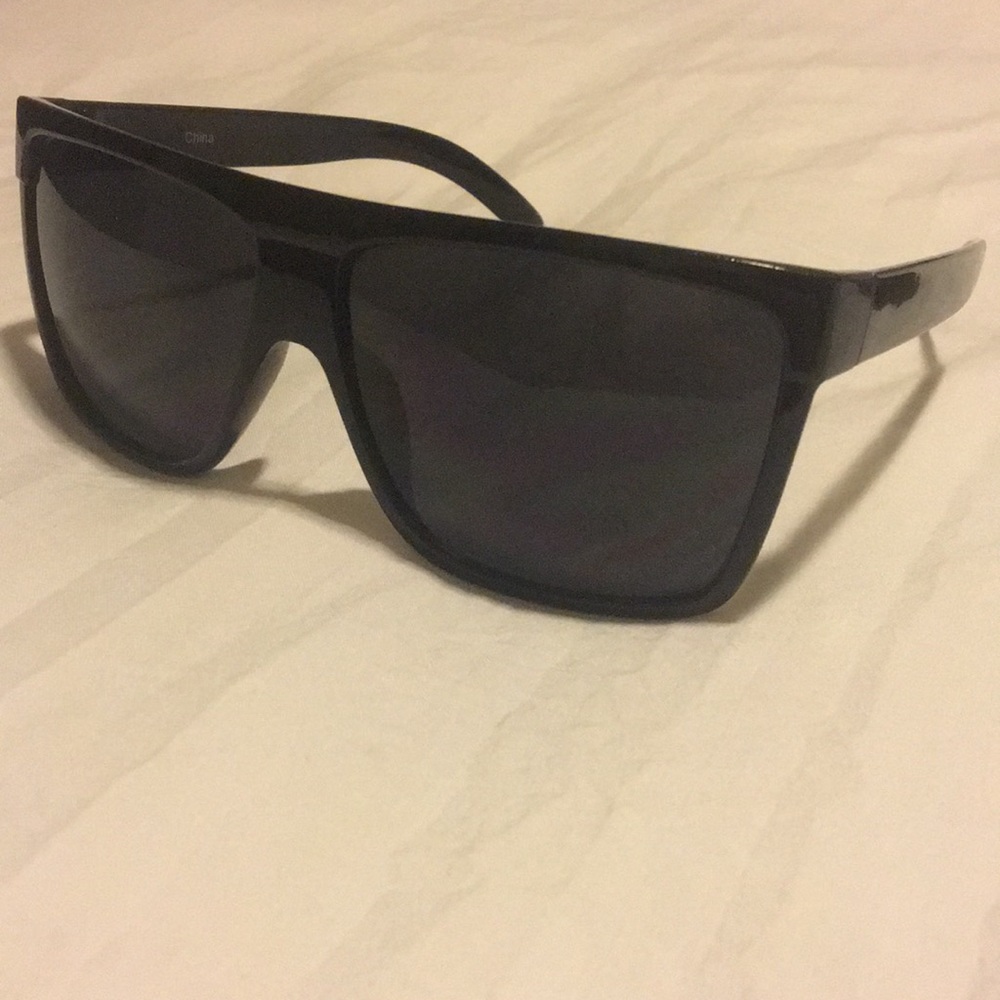 Women’s flat top aviator boyfriend sunglasses